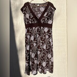 ‘Pure Zone’ brown floral maternity dress